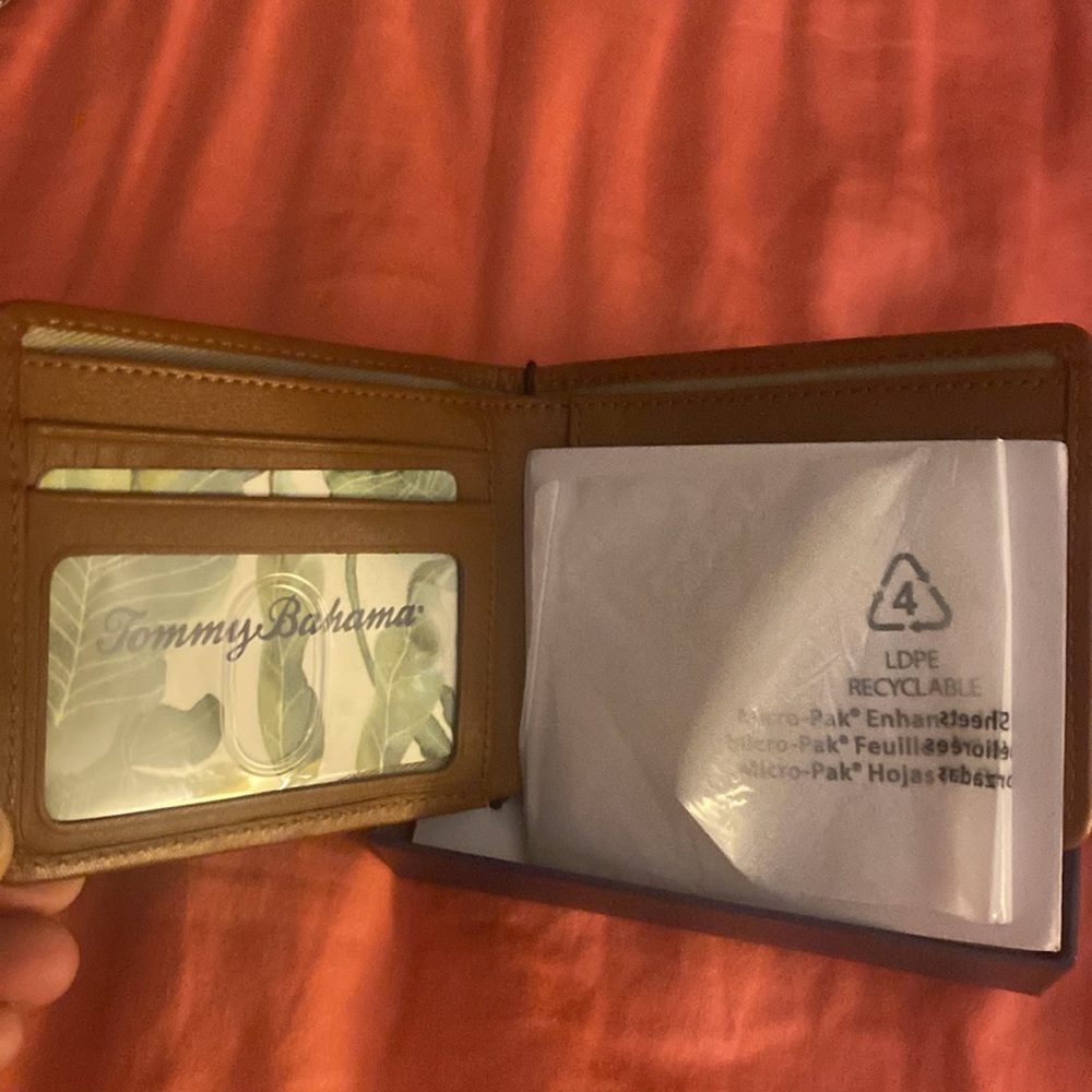 Wallet - Picture 3 of 4
